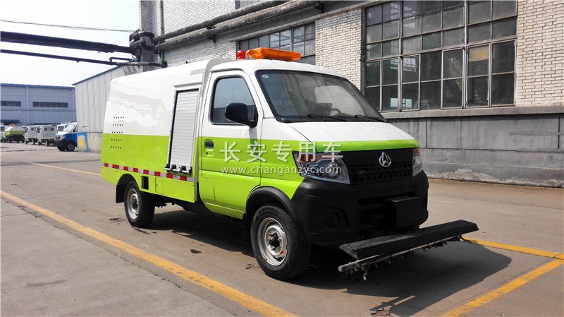 長(zhǎng)安路面養(yǎng)護(hù)車(chē)